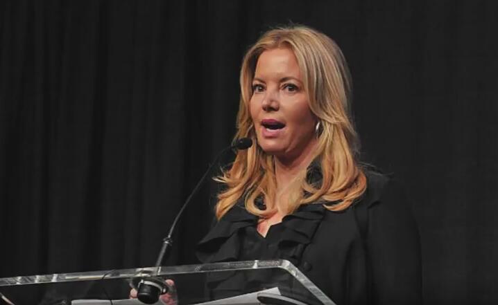 体育直播-媒体人谈巴斯家族内斗：现在体育世界的宫廷戏 反映的都是人性