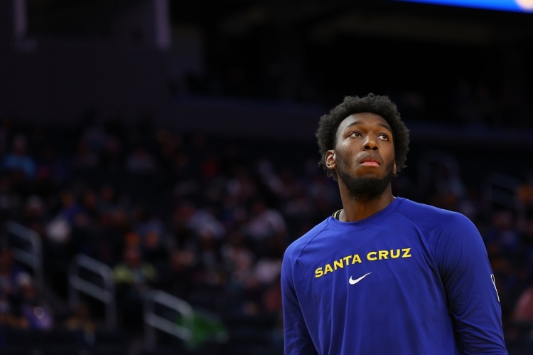 阿里纳斯:勇士王朝终结在榜眼签水了 它本该是你现在的建队基石